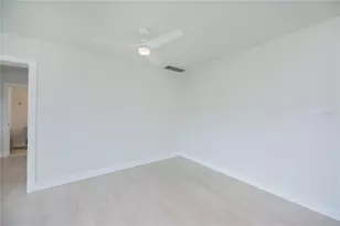 352 Oak St, Englewood, FL 34223 - Photo 13