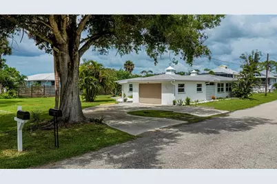 352 Oak Street, Englewood, FL 34223 - Photo 9