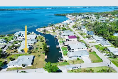 352 Oak Street, Englewood, FL 34223 - Photo 3