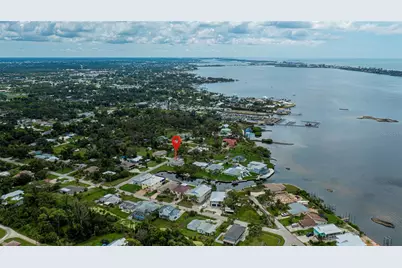 352 Oak Street, Englewood, FL 34223 - Photo 3