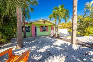 90 Wilhelm Dr, Englewood, FL 34223 - Photo 43