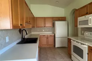 1063 Topelis Dr, Englewood, FL 34223 - Photo 7