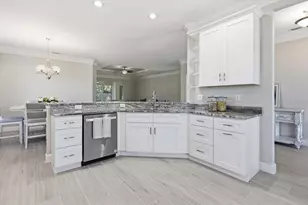 725 Redbud Ct, Englewood, FL 34223 - Photo 11