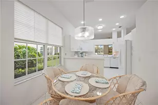 547 Fallbrook Dr, Venice, FL 34292 - Photo 15