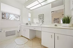 547 Fallbrook Dr, Venice, FL 34292 - Photo 29