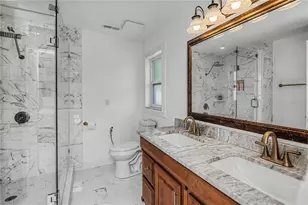 1221 Bayshore Dr, Englewood, FL 34223 - Photo 51