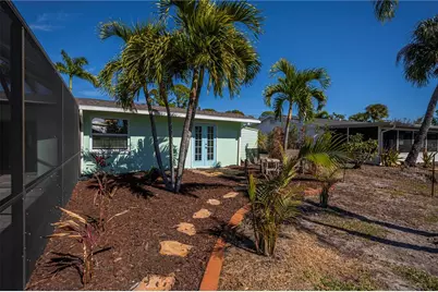 1221 Bayshore Drive, Englewood, FL 34223 - Photo 41