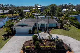 1221 Bayshore Dr, Englewood, FL 34223 - Photo 57