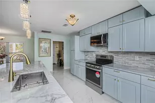 1221 Bayshore Dr, Englewood, FL 34223 - Photo 31