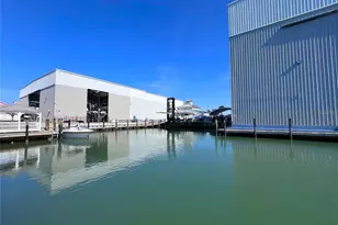 100 Circuit Rd, Nokomis, FL 34275 - Photo 9