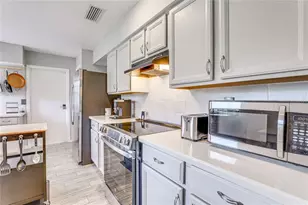 2110 Heasley Rd, Englewood, FL 34223 - Photo 11