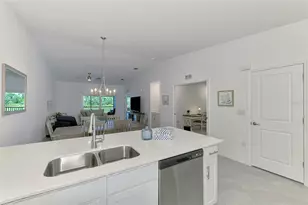 12470 Wellen Golf St, Venice, FL 34293 - Photo 15