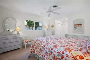 556 S Neponsit Dr, Venice, FL 34293 - Photo 11