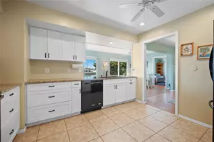 556 S Neponsit Dr, Venice, FL 34293 - Photo 25