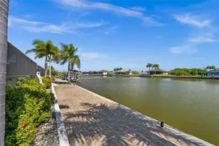 8242 Tracy Cir, Port Charlotte, FL 33981 - Photo 37