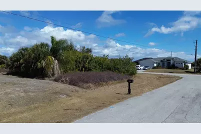 13460 Cedar City Avenue, Port Charlotte, FL 33981 - Photo 11