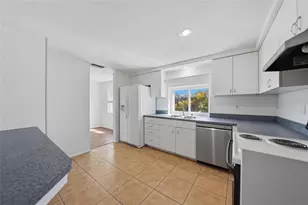 60 Rotonda Cir, Rotonda West, FL 33947 - Photo 13