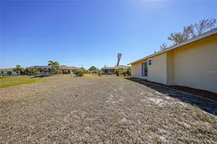 60 Rotonda Cir, Rotonda West, FL 33947 - Photo 37