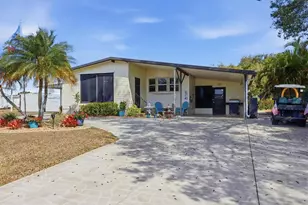 6222 Falcon Dr, Englewood, FL 34224 - Photo 3