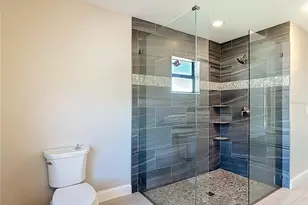 540 Alabama Ave, Englewood, FL 34223 - Photo 5