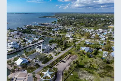 46 Harbor Lane, Englewood, FL 34223 - Photo 33