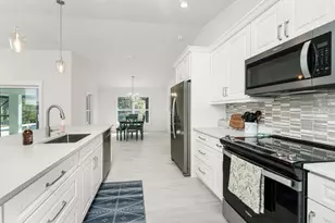 16211 Chamberlain Blvd, Port Charlotte, FL 33954 - Photo 11