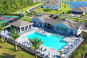 8140 St Kitts Cir, Englewood, FL 34224 - Photo 17