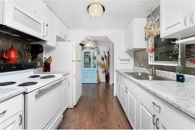 327 Calle Liana, Englewood, FL 34224 - Photo 3