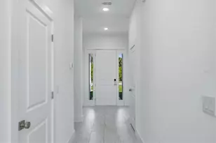 187 Sesame Rd E, Rotonda West, FL 33947 - Photo 5