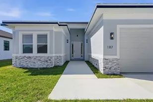 187 Sesame Rd E, Rotonda West, FL 33947 - Photo 3