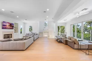 2021 20th St W, Boca Grande, FL 33921 - Photo 5