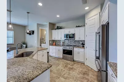 138 Long Meadow Lane, Rotonda West, FL 33947 - Photo 9