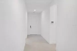 18575 Midsummer Pl, Venice, FL 34293 - Photo 3