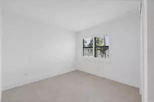 18575 Midsummer Pl, Venice, FL 34293 - Photo 19