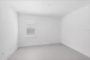 18575 Midsummer Pl, Venice, FL 34293 - Photo 9