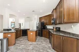 228 Antilla Dr, Rotonda West, FL 33947 - Photo 9