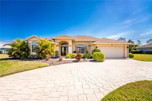 70 Sportsman Rd, Rotonda West, FL 33947 - Photo 7