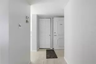 4440 Exeter Dr, Longboat Key, FL 34228 - Photo 3