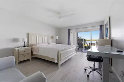 4440 Exeter Drive #106, Longboat Key, FL 34228 - Photo 9