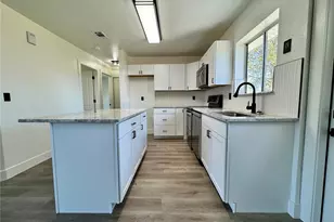 325 Capatola St, Port Charlotte, FL 33948 - Photo 7