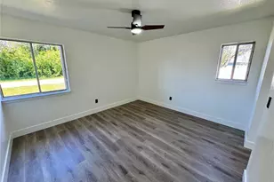 325 Capatola St, Port Charlotte, FL 33948 - Photo 9