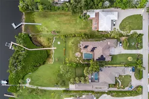 1415 Bayshore Dr, Englewood, FL 34223 - Photo 71