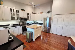 6775 Huntington Lakes Cir, Naples, FL 34119 - Photo 3