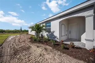 8466 Water Lily Ct, Englewood, FL 34224 - Photo 7