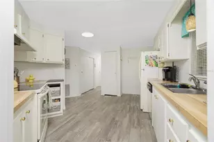 532 Walnut Cir, Venice, FL 34285 - Photo 7