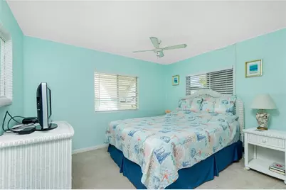 532 Walnut Circle, Venice, FL 34285 - Photo 15