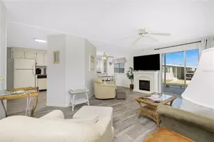 532 Walnut Cir, Venice, FL 34285 - Photo 13