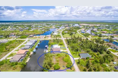 8088 Antwerp Circle, Port Charlotte, FL 33981 - Photo 11