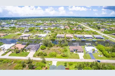 8088 Antwerp Circle, Port Charlotte, FL 33981 - Photo 9