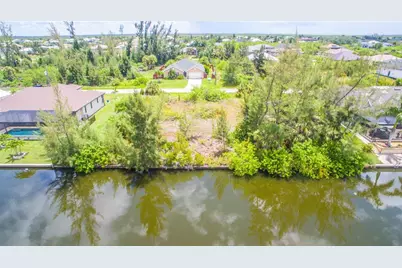 8096 Antwerp Circle, Port Charlotte, FL 33981 - Photo 5